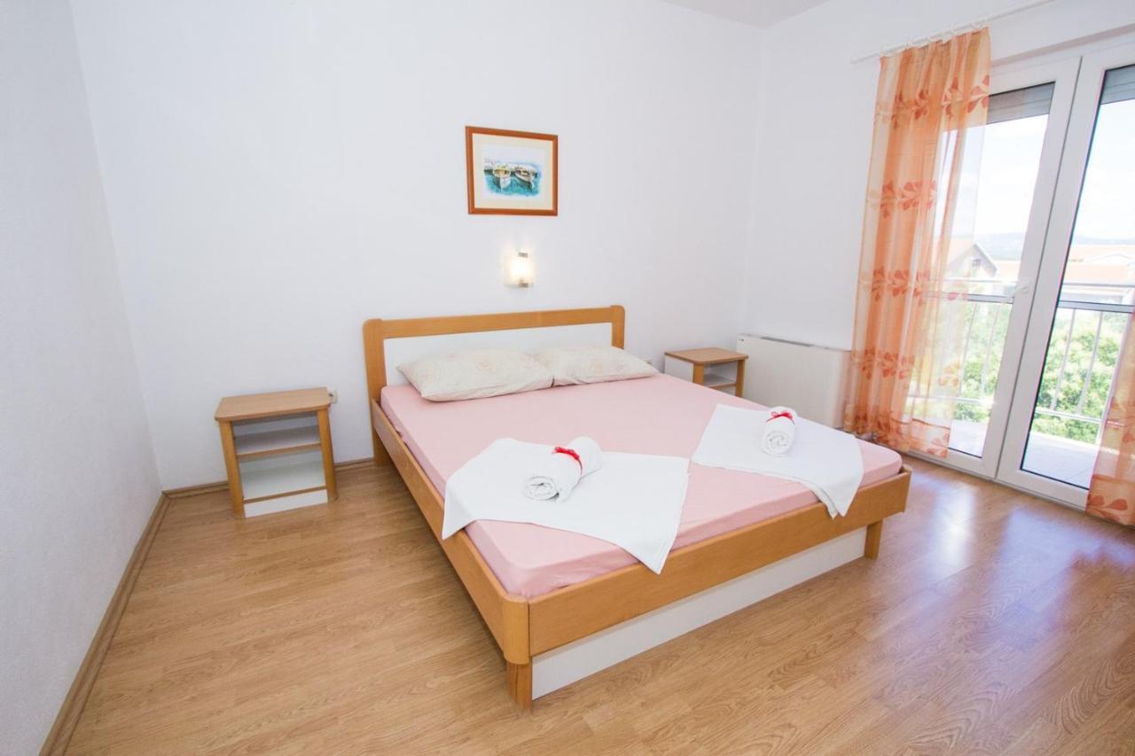 Apartments And Rooms Skalinada 穆泰尔岛 外观 照片